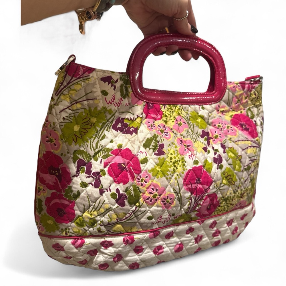 Vera Bradley Handbag Make Me Blush Charleston tote floral quilted pink & white